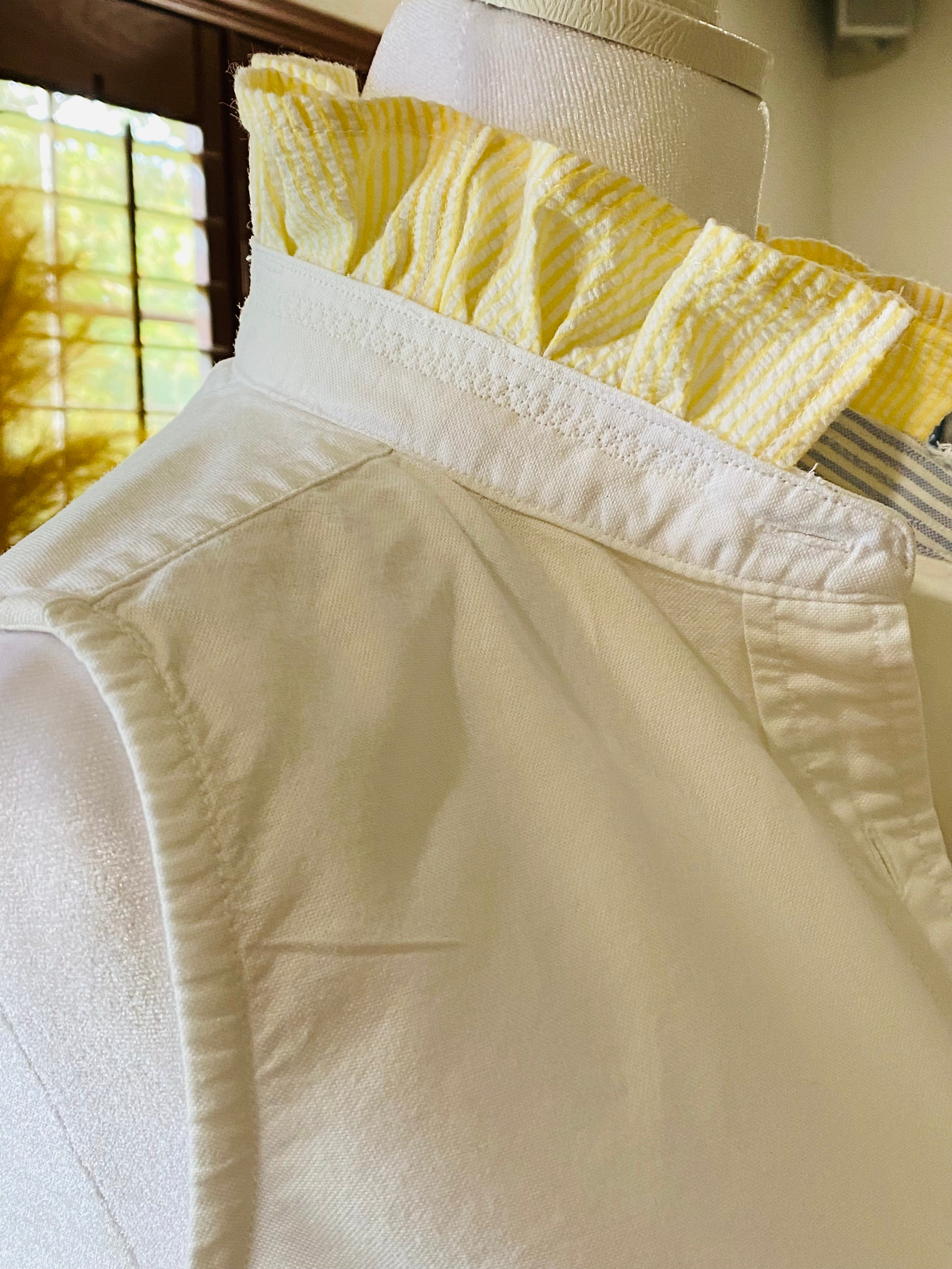 Preppy White~ M/L💛💛