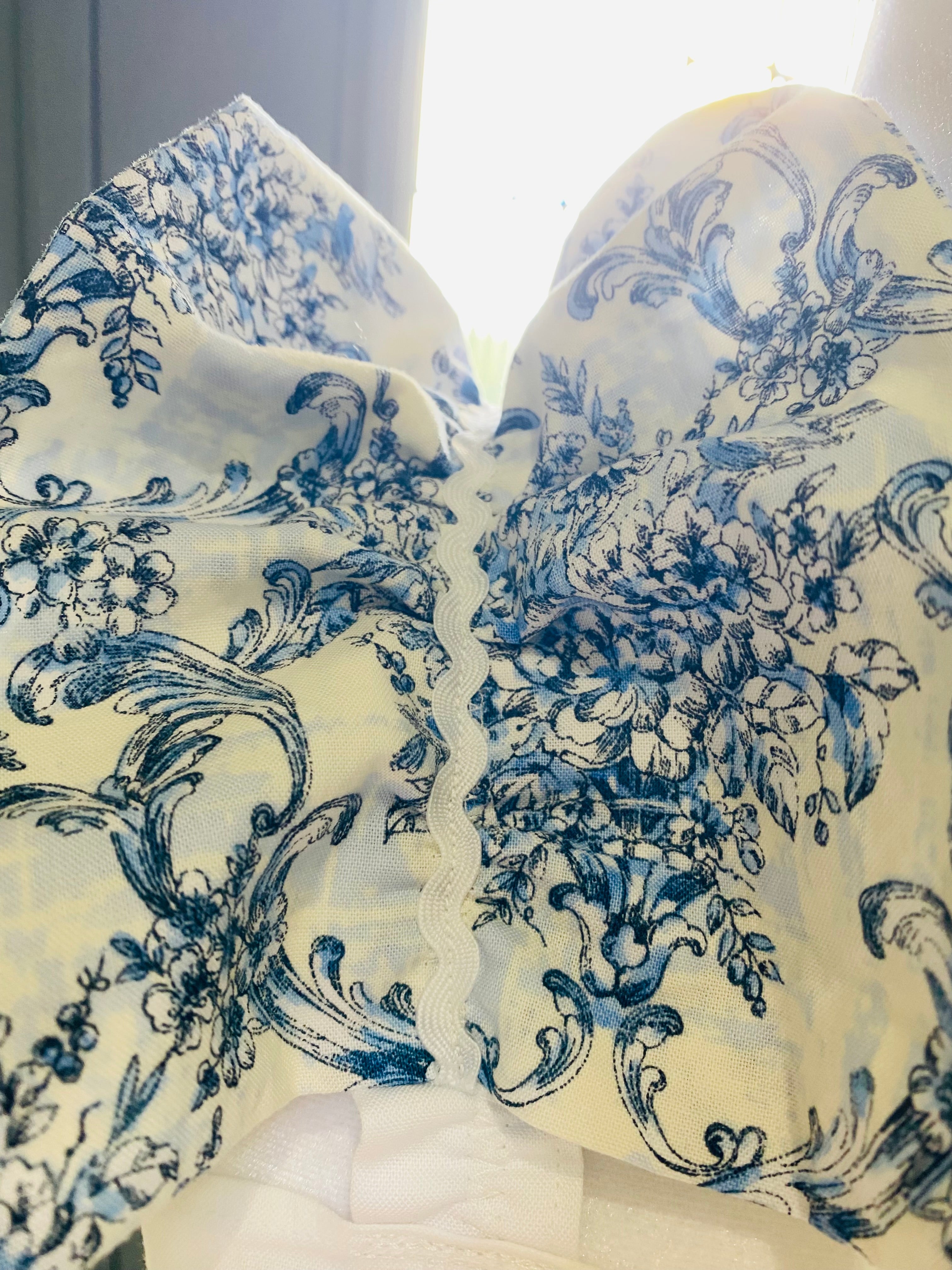 Magnolia Top-Heirloom Collection~ M/L