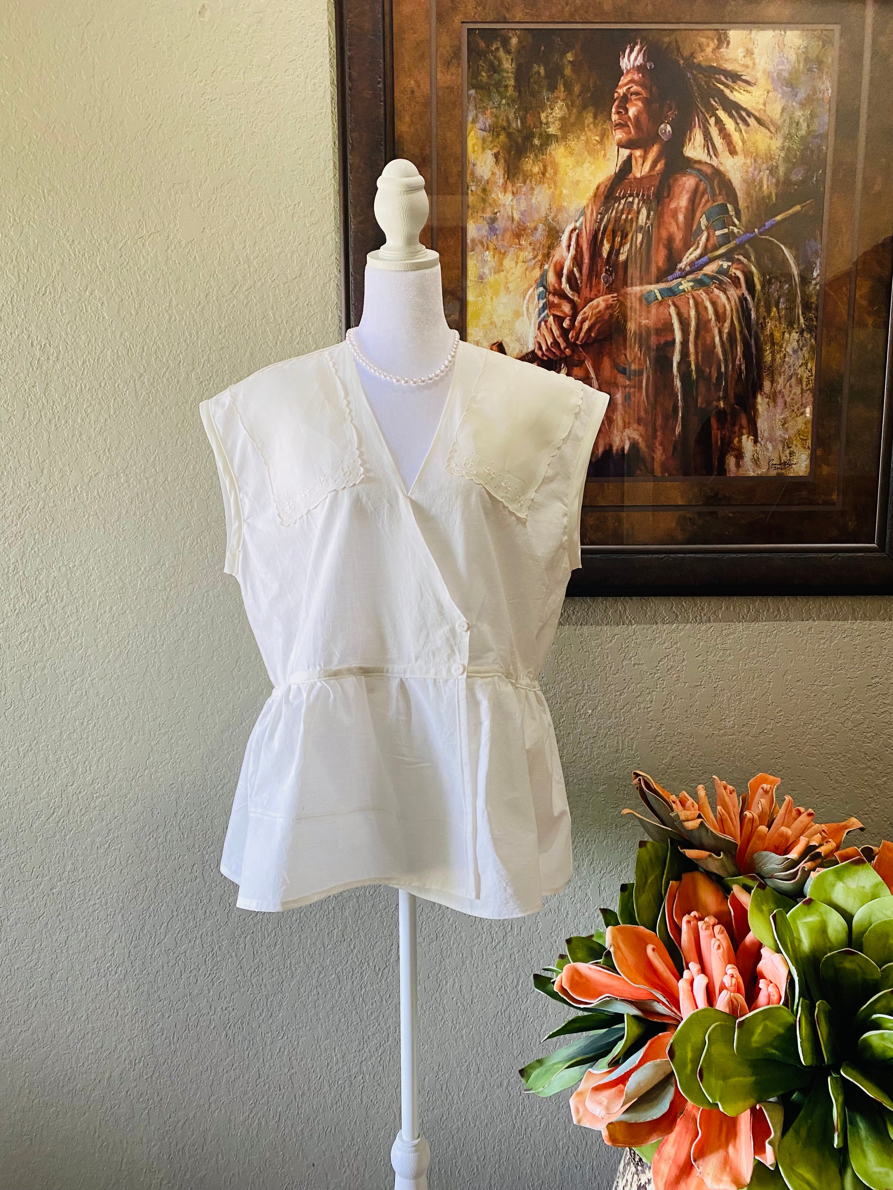 Betty Peplum Top~ Heirloom Collection 🌼