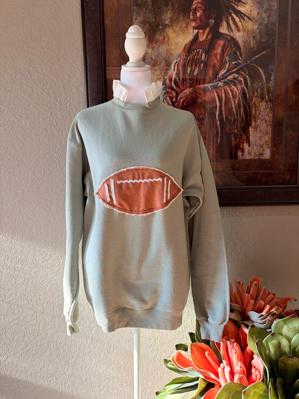 Papas Olive Football Sweatshirt~ M/L