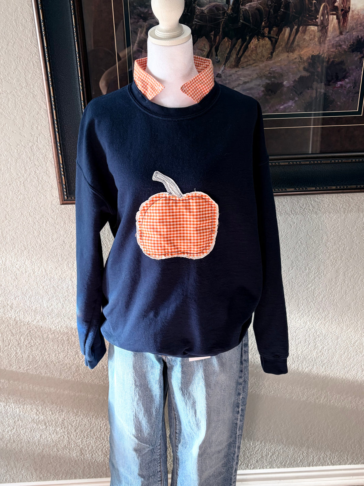 Papas Navy Pumpkin Sweatshirt~ M/L