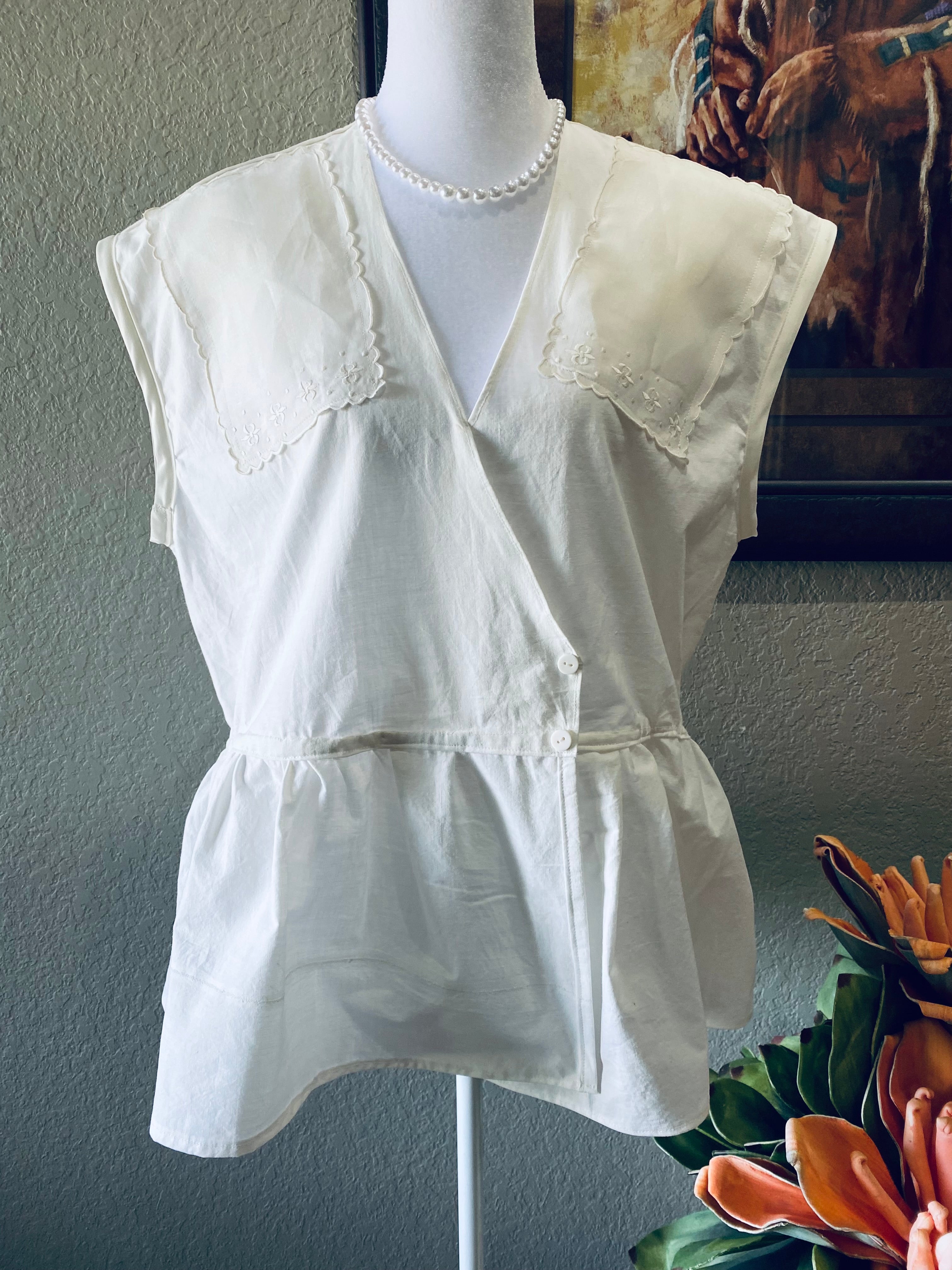 Betty Peplum Top~ Heirloom Collection 🌼