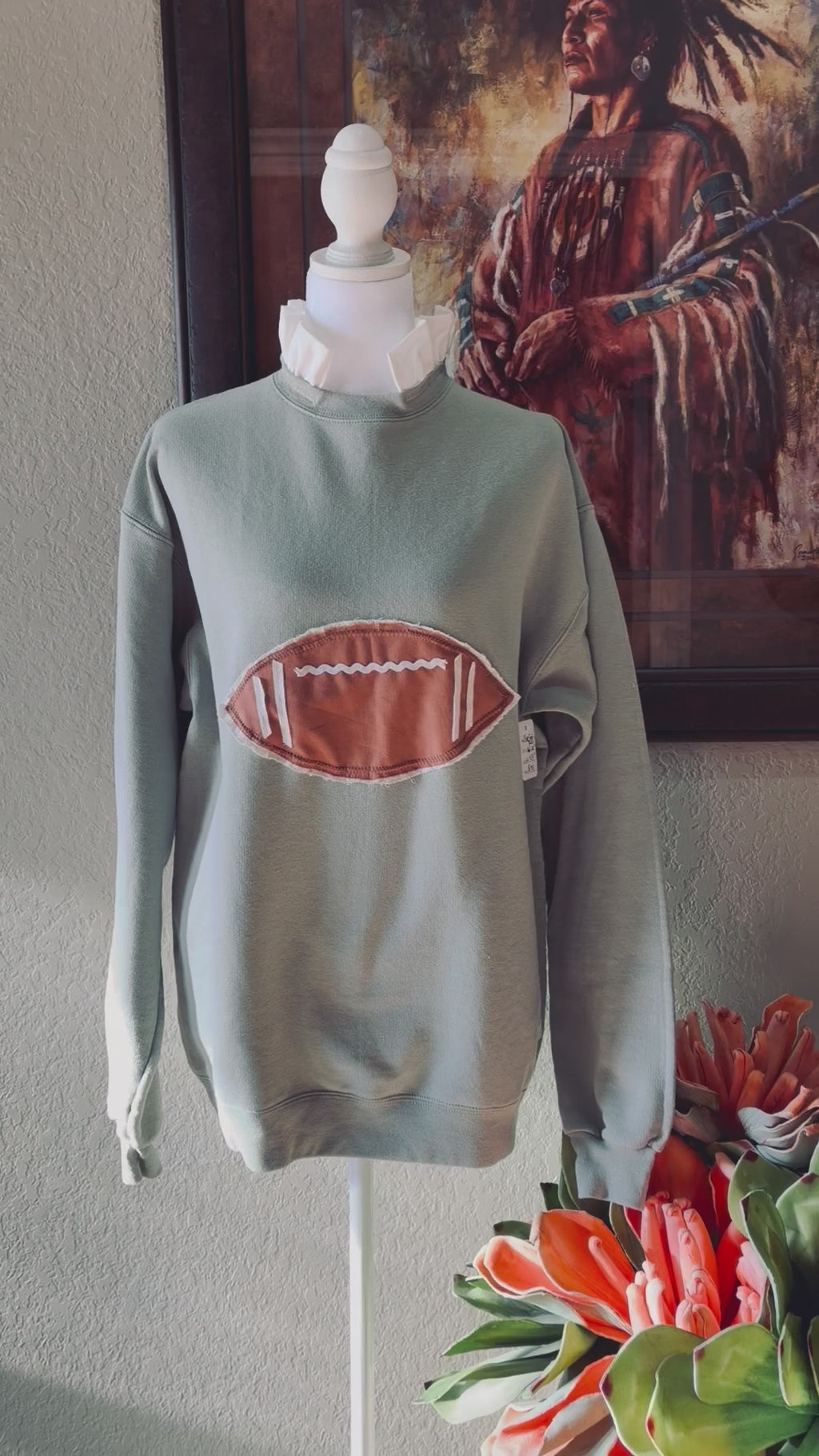 Papas Olive Football Sweatshirt~ M/L